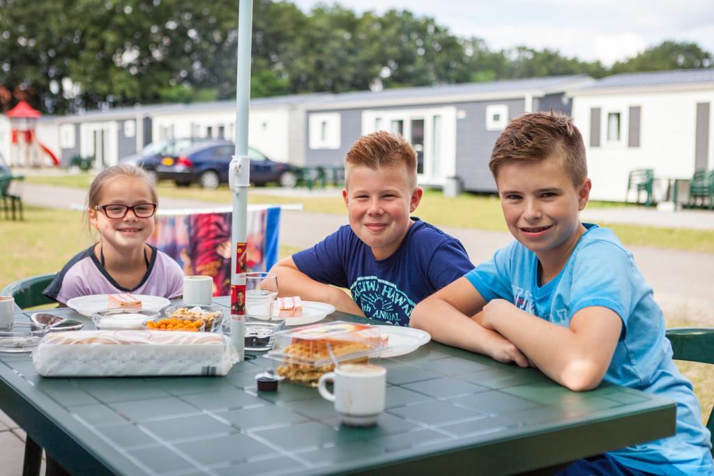 Oostappen Vakantiepark Hengelhoef Nv Resort